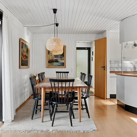 For 2 Families By The Water Feriehus