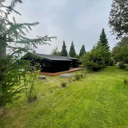 Holiday home For 2 Families By The Water Boto By